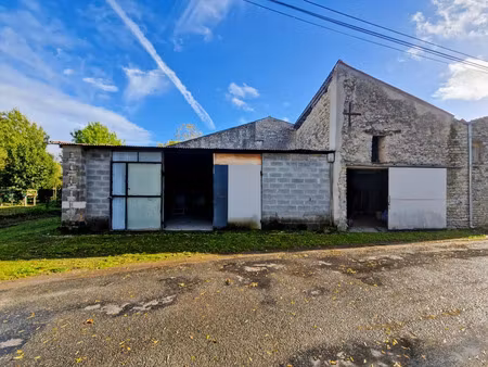 vente maison 2 pièces 86 m² à saint-loup (17380)  26 000 €