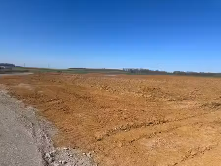 en vente terrain constructible 3 99 ares – 100 000 € |luttange