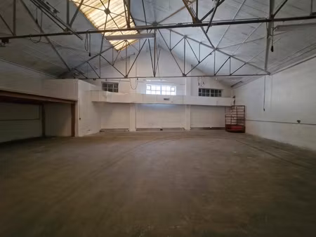 commercieel te huur in namen