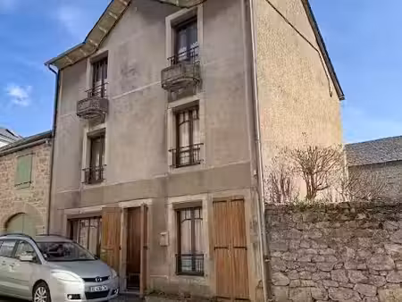 vente maison 5 pièces 108.9 m² à sévérac-le-château (12150)  69 000 €