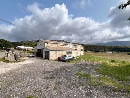 vente commerce 1 pièce 364 m² peyroules (04120)