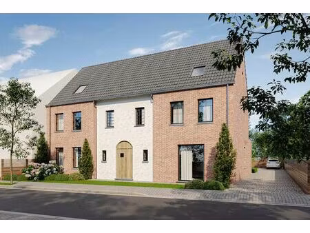 ruime nieuwbouwwoning op rustige centrale ligging te balen