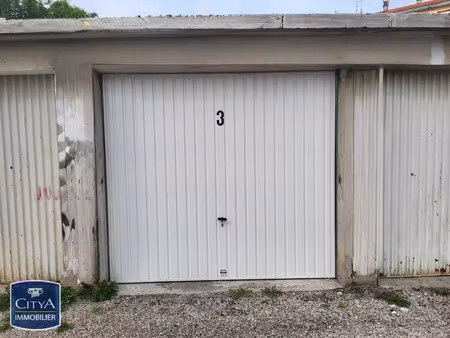 parking à vendre - pont-de-chéruy (38) - 10 000€