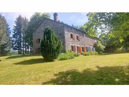 vente ferme 4 pièces 134 m² à saint-agrève (07320)  250 000 €