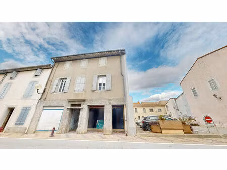 vente maison 8 pièces  250.00m²  rieux