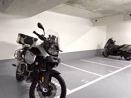 parking la garenne colombes