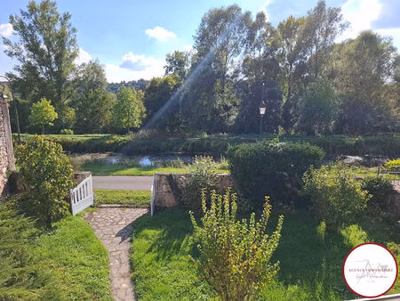 maison drevant au coeur d'un site touristique