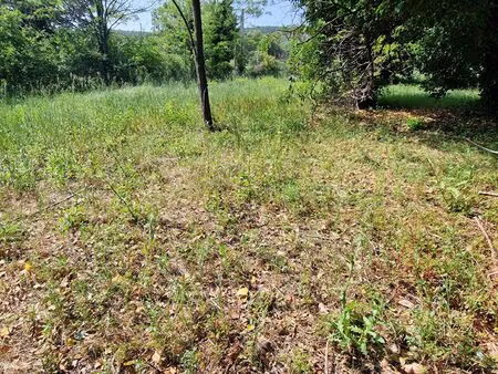 beau terrain viabilisé de 839 m²