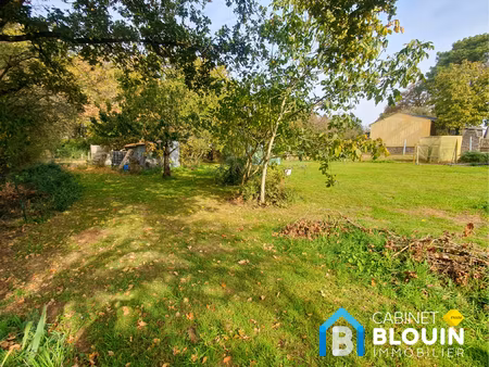 terrain constructible nozay 639 m2