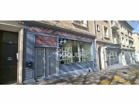 local commercial mantes-la-jolie 51 m2