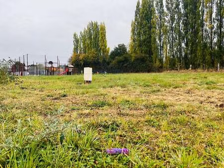 vente terrain à nécy (61160) : à vendre / 895m² nécy