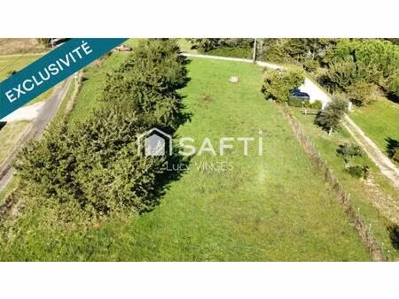 vente terrain 3810 m² montcléra (46250)