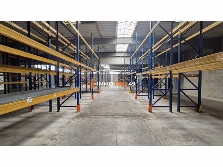 location local commercial