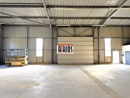 location local commercial