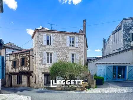 maison de luxe à vendre à montcuq