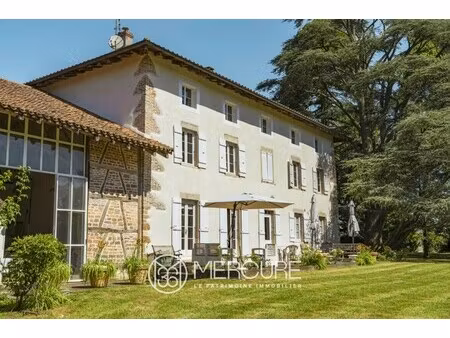 maison de luxe à vendre à saint-didier-d'aussiat