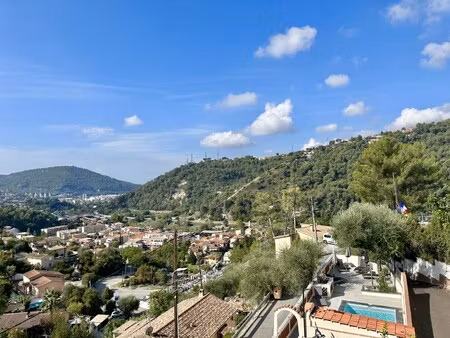 maison de luxe à vendre à drap