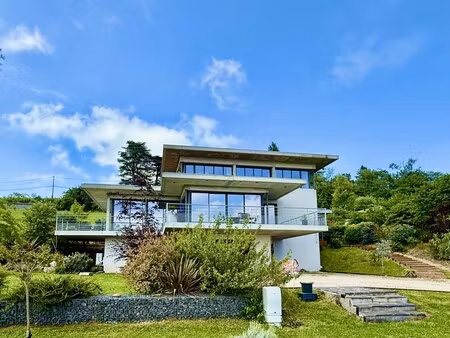 maison de luxe à vendre à monbazillac