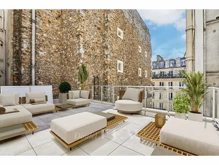 maison de luxe à vendre dans le quartier lorette-martyrs