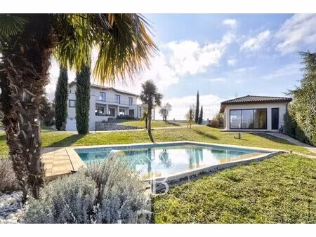 maison de luxe à vendre à lacroix-falgarde