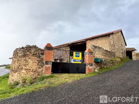 corps de ferme à rénover sarniat (commune d'agnat)