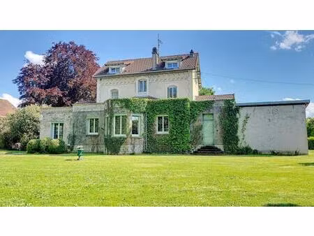 maison de maître  6 chambres  parc arboré de 4 566 m²  dépendances