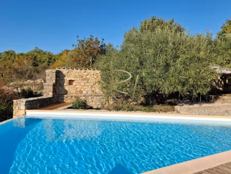 a vendre propriete avec 2 maisons