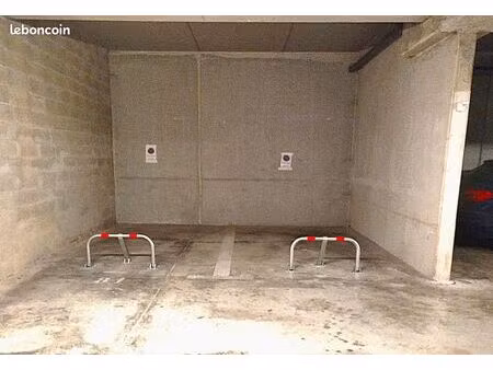 2 places de parking dans résidences sécurisée