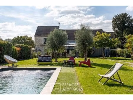 maison de charme contemporaine avec piscine à sonchamp