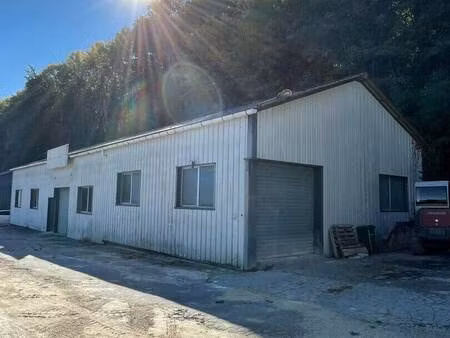 local d'activités à louer