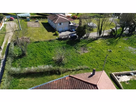 vente terrain 1035 m² à bellegarde-poussieu (38270)  66 000 €