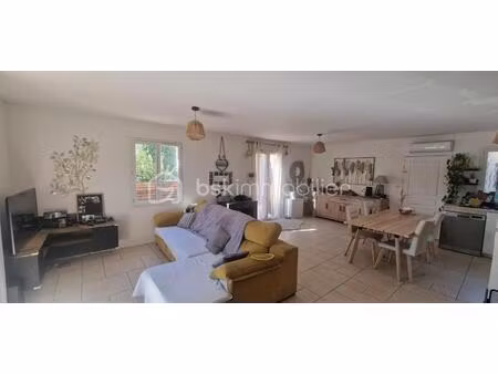 villa 4 chambres avec piscine  panneaux photovoltaïques et grand terrain – 120 m² + garage