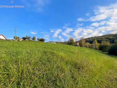 terrain hasparren 744m2