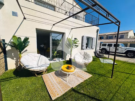 villelaure appartement t3 avec jardin + 2 places de stationnement