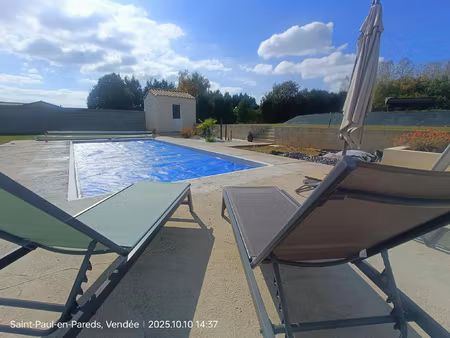 5 mn des herbiers  en campagne pavillon de plain pied de 202