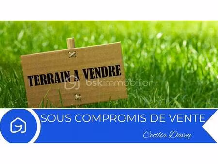 terrain de 451 m² à les clerimois