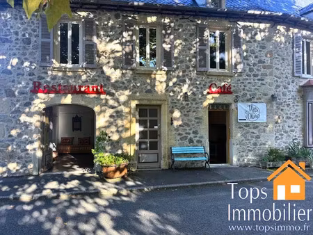 vente locaux professionnels 6 pièces 275 m² à maleville (12350)  225 000 €