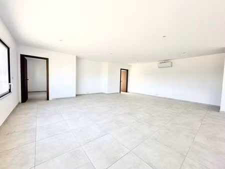 bureau prestigieux de 105 m2 en location - limony  france