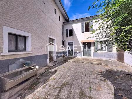 grande maison de caractère ou deux logements avec dépendances à réinventer selon vos envie