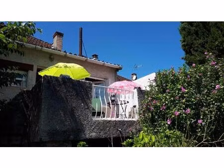 maison de village ancienne à limogne