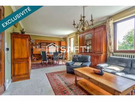 maison familiale en bon état et parfaitement placée dans le quartier capeyron