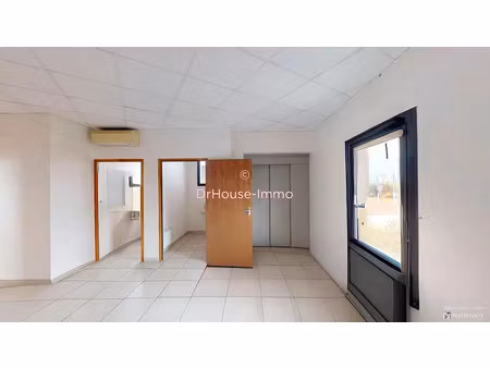 location locaux professionnels 8 pièces 150 m² à sigean (11130)  2 050 €