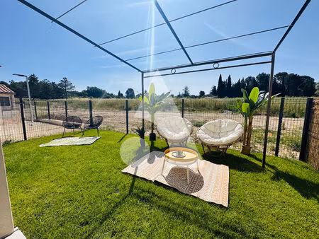 villelaure appartement t2 avec jardin + 2 places de stationnement