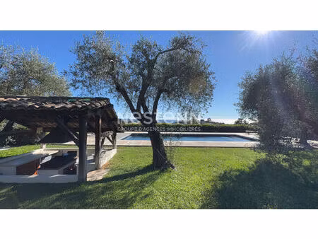 maison d'exception meublé à louer à nice avec vue mer - piscine - jardin 1800m² - 6 pièces