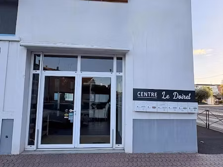 location locaux professionnels 40 m² à lunel (34400)  1 180 €