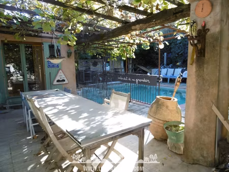 maison de plein pied avec piscine