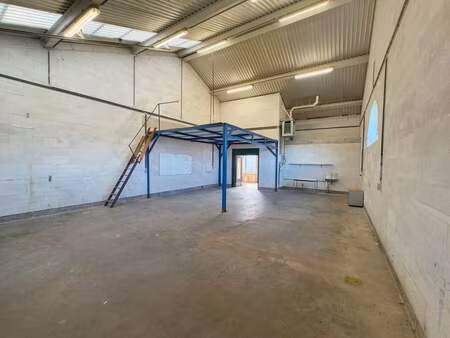 bien professionnel à louer à steenkerke € 550 (lgefa) - 't werkpand | zimmo