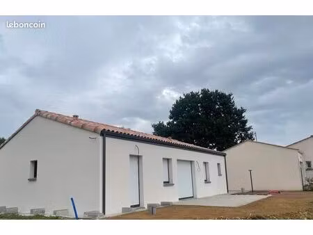 maison 4 pièces 82 m²