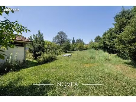 terrain 1 356 m² ecully