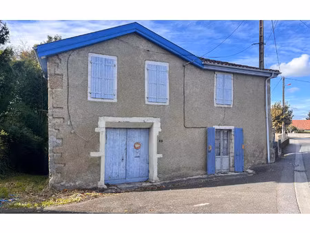 maison carresse-cassaber m² t-2 à vendre  77 000 €